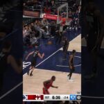 Kawhinator with the fade 🤖