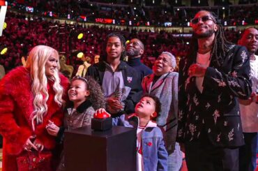 Derrick Rose’s Jersey is Raised to the Rafters 🌹 Jersey Retirement Ceremony