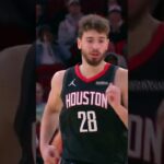 8-0 run to open the game 😤  including 2 Tari triples 🎯 #rockets