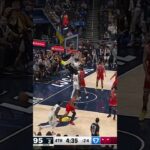 Jay Huff Steps Through & Throws Down 💥