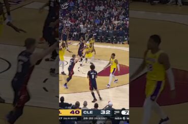 🎞️ FIRST-HALF HIGHLIGHTS. #LetEmKnow #cavs #cleveland #nbahighlights