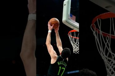 Jeremiah Fears finds Karlo Matković for the reverse alley-oop SLAM ⏪ #pelicans #nba #highlights