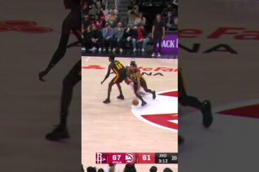 KD turnaround ➡️ CC steal ➡️ JO triple 🔥 #rockets