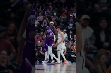 "OHHH, BOY!" 😮 Courtside angle of Ace's jam