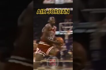 MICHAEL JORDAN Steals and Slam against Utah Jazz 🐐🏀 #michaeljordan #nba #shorts