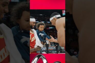 Asa really has a handshake with everyone 🥹😂 #nba #hawks #asanewell #handshake #wholesome