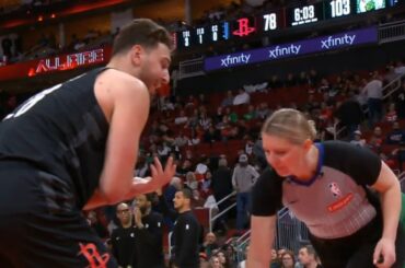 Ime Udoka ejected then Alperen Sengun ejected for calling ref a b*tch vs Celtics