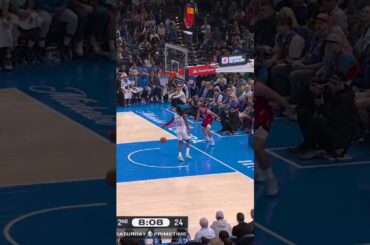 Shepp swipe → SLAM 💥 #rockets