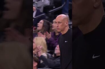 career-high 28 PTS (and counting) for Nique 😤