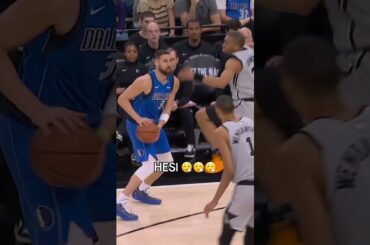 The steal, the pump fake, the cele! 👌 #klaythompson #threepointer #dallasmavericks #nba