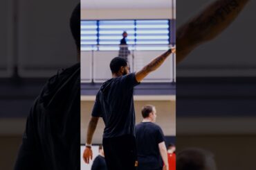 ROYC3 O'N3AL3 👌 Continuing to light it up from beyond the arc! #shorts | Phoenix Suns