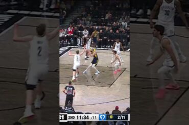 The Reverse AND the Foul from Jay Huff in Q2 👀