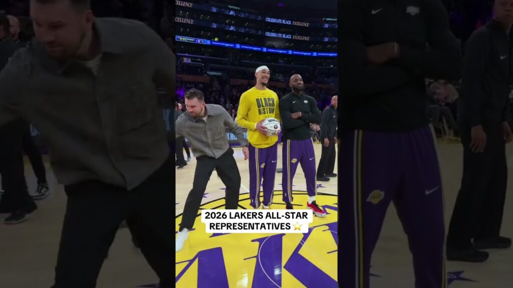Luka, Jaxson, and LeBron pose for a photo 📸