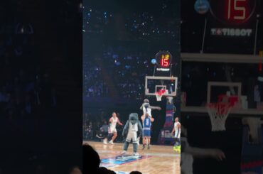 MAT ISHBIA WITH THE PULL UP BUCKET 🤯🤯 #shorts | Phoenix Suns