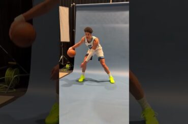 Yanic in Rising Stars threads 📸