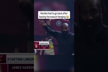 Harden introduced for the first time in Cleveland 👏