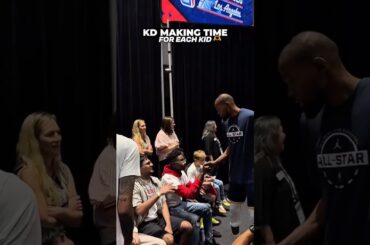 KD Always Showing Love to the Fans | Houston Rockets