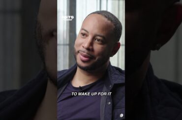 Devin Harris hit one of the craziest game-winners you'll ever see 🤯 #nba #buzzerbeater #throwback