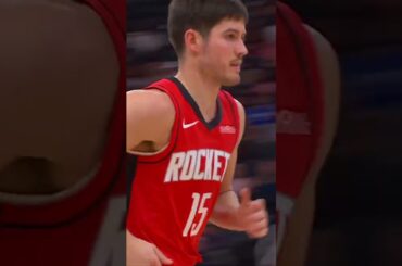 100% chance of rain in tonight's forecast 🌧️ #rockets