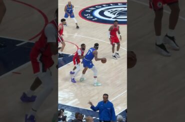 PAOLO WITH THE HOOK SHOT!