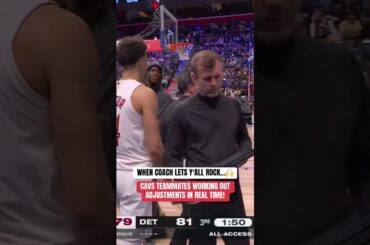 Incredible all-access moment in the Cleveland Cavaliers huddle 🙌