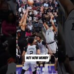 Scottie Barnes Dodge Wembanyama blocking 😯 #scottiebarnes #victorwembanyama #torontoraptors