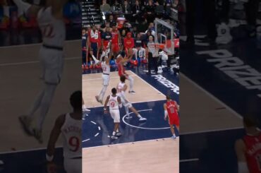 Jeremiah Fears coast-to-coast to rim for buzzer beater #pelicans #highlights #nba