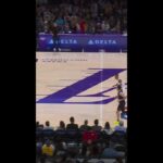 Herb Jones GRITTY DEFENSE vs. Lakers #pelicans #nba #shorts