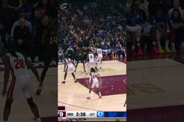 SHEEEEEESH, CPEEZY! #cavs #craigporterjr #nba