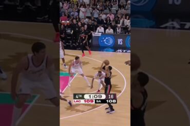 INSANE COMEBACK FINISH IN SAN ANTONIO 🤯