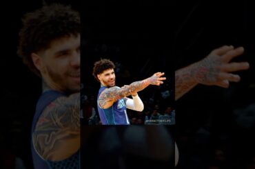 LaMelo blowing everyone out ✌️
