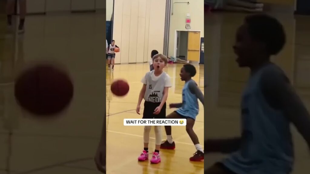 This 8-year old’s layup 😱 (🎥 pamfitforlife/IG)