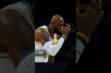 The Lakers were TROLLING Russ 😆