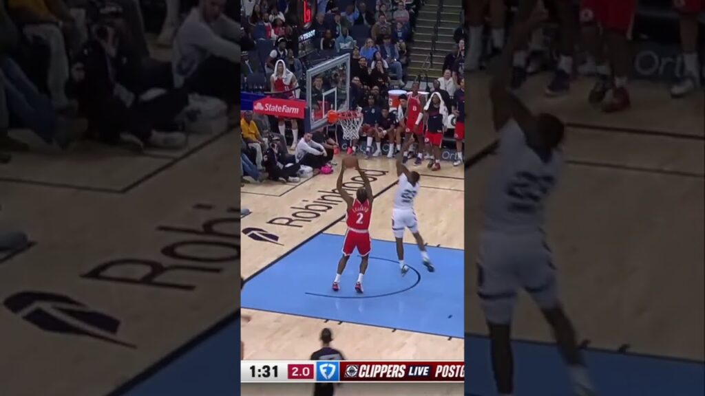 Kawhi can do it ALL 🖐🏾🔄