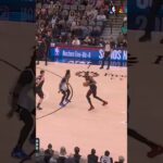 KD block ➡️ score through 3️⃣ defenders #rockets