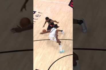 BLAKE WESLEY BREAKS ANKLES AND YANG HANSEN SLAMS IT HOME