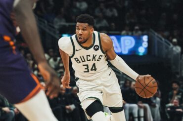 Highlights: Giannis Antetokounmpo Scores 22 Points vs. Suns | 03.10.26