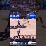 Jay Huff Tosses it Ahead to Quenton Jackson for the Fastbreak Flush 😮‍💨