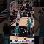 WHAT A FINISH 😱 #nba #spurs #stephoncastle #victorwembanyama