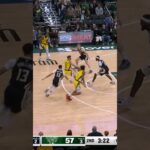 Ivica Zubac with the Slam 💥