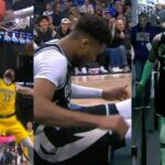 Giannis tweaks knee after huge dunk and trainers don't let him go back into game