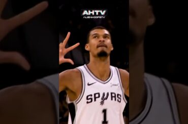 WEMBY DOES IT ALL 👽🔥 32-12-8 vs Hornets