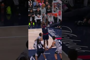 What a lob by DG 👀