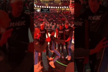 VIBES FOR MONDAY NIGHT!