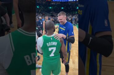 Kristaps & the boys are back 😉 #celtics #nba #shorts