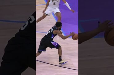 TWO CAREER-HIGHS 🤯 Elijah Harkless hits 23 points, dishes 10 dimes against the Bucks