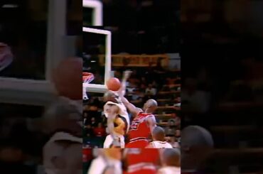 When MJ and Pip Scored 84 Points, What Can You Do? (1996.02.18) #shorts