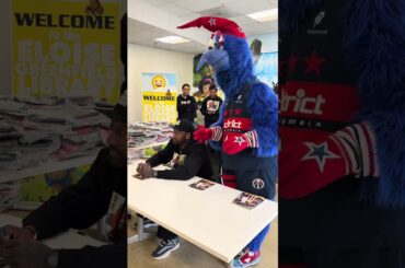 Why'd John Wall get G-Wiz like that 😭 #nba #johnwall #funny #prank #shorts