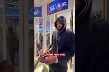 Clippers React to Kawhi Bobblehead 😂