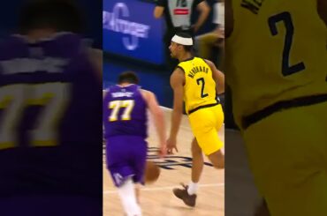 Andrew Nembhard Throws it Up, Obi Toppin Finishes at the Rim 💥